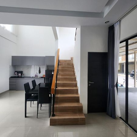 The Icon Central Batam 3 Bedroom Home Villa With Private Pool Eksteriør bilde